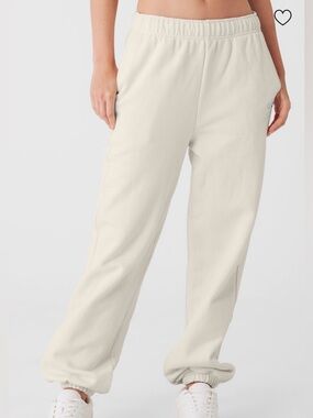 Alo Accolade Sweatpant, Bone, Size M